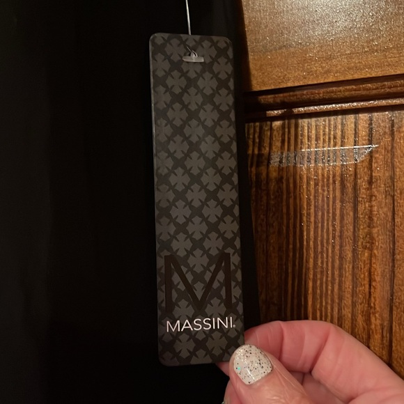 NWT Black Sleeveless Tunic - Picture 4 of 8